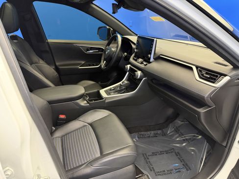 Used 2022 Toyota RAV4 XSE w/ XSE Grade Weather Package image 25