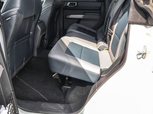 Used 2022 Ford Bronco Outer Banks AWD/4WD image 29