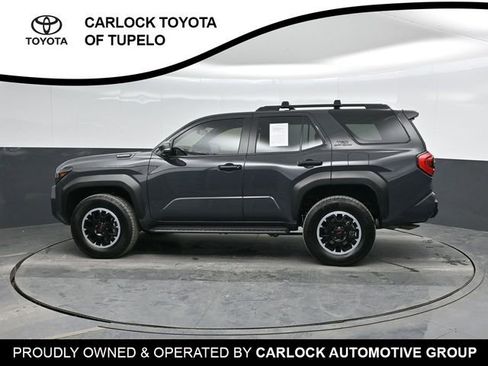 Used 2025 Toyota 4Runner TRD Off-Road image 9