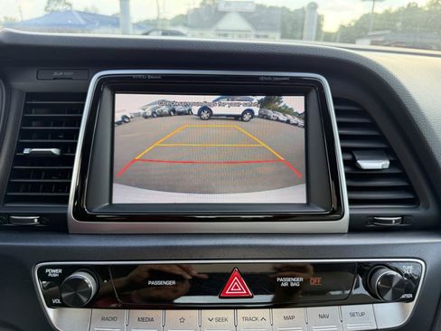 Used 2018 Hyundai Sonata Limited w/ Limited Ultimate Package 03 FWD image 18