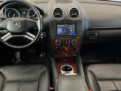 Used 2012 Mercedes-Benz GL 450 4MATIC image 18
