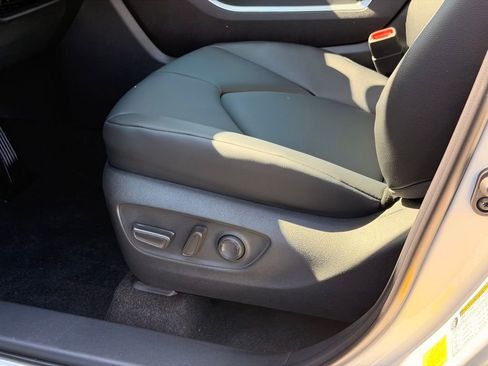 New 2026 Toyota Highlander XLE AWD/4WD image 19