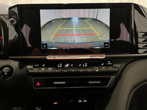 Used 2026 Toyota Camry SE w/ Multimedia Upgrade Package AWD/4WD image 18