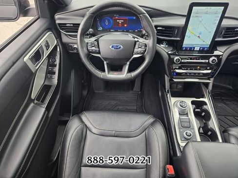 Used 2021 Ford Explorer ST w/ Equipment Group 401A AWD/4WD image 14