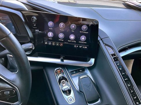 Used 2022 Chevrolet Corvette Stingray Premium Cpe w/ Z51 Performance Package image 35