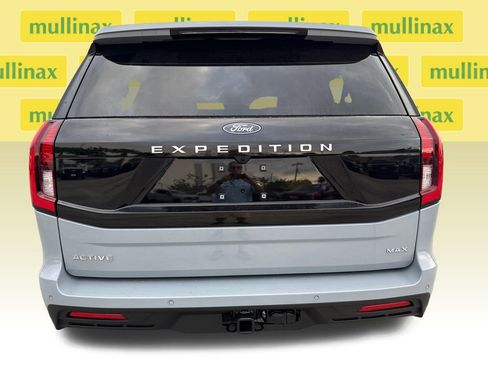 New 2026 Ford Expedition Max Active RWD image 14