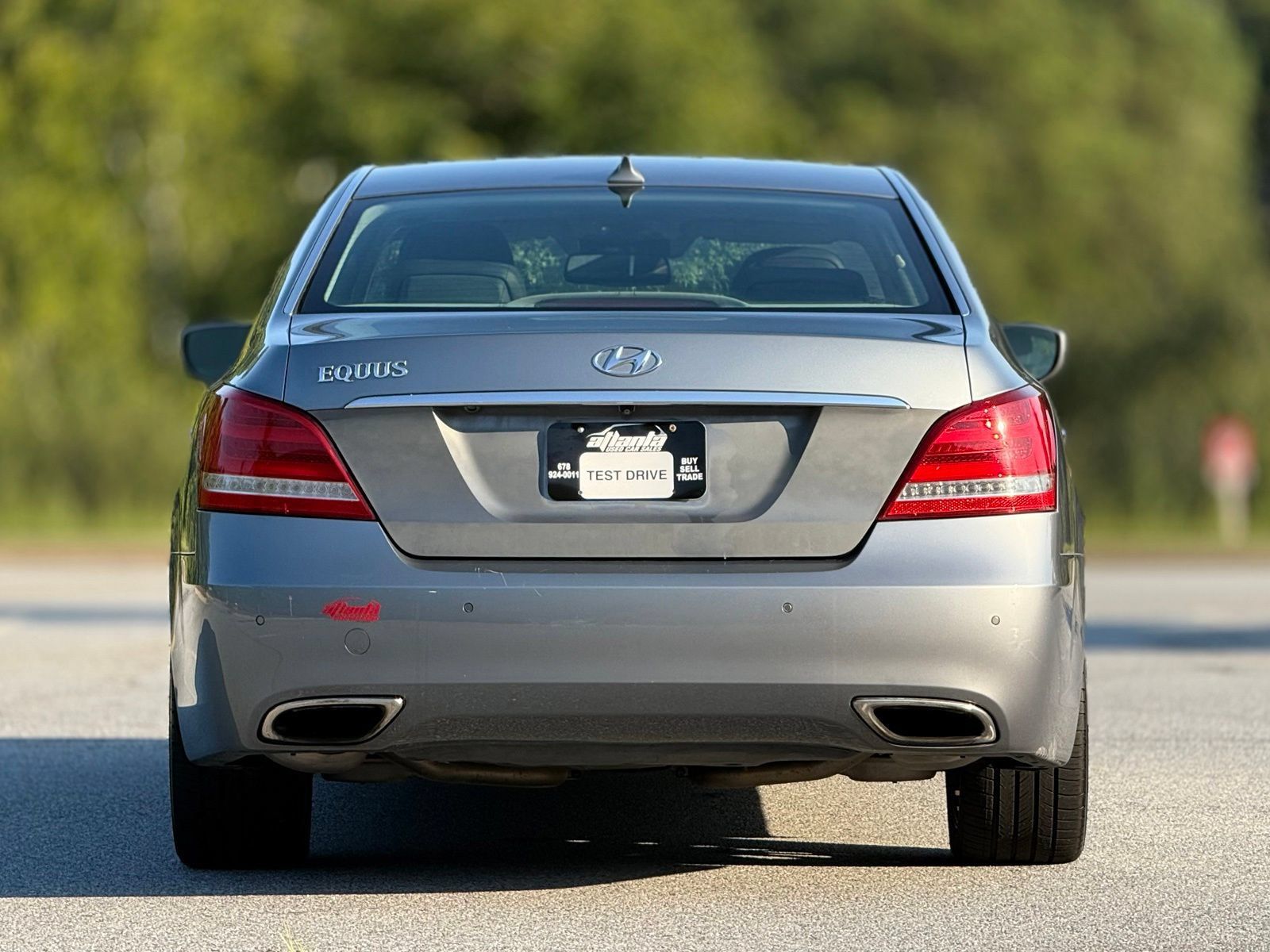 Used 2014 Hyundai Equus Signature RWD image 6