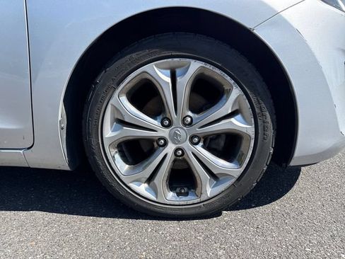 Used 2013 Hyundai Elantra GT w/ Touch & Go Pkg FWD image 11