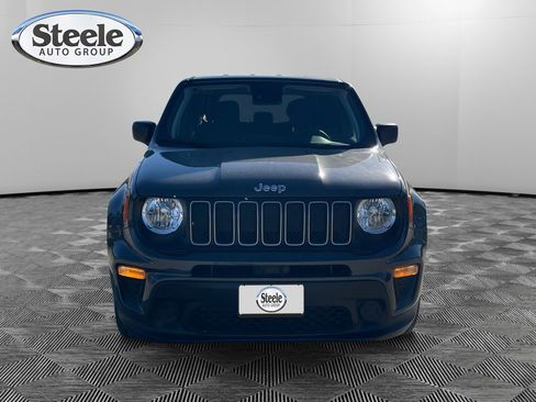Used 2023 Jeep Renegade Latitude image 8