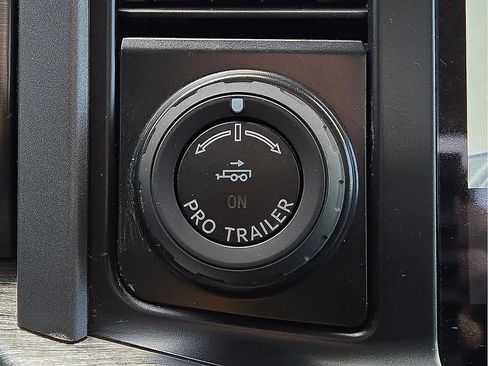 Used 2022 Ford F150 Lariat AWD/4WD image 14
