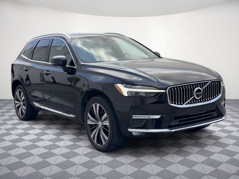 Used 2023 Volvo XC60 B5 Plus w/ Protection Package Premier FWD image 7