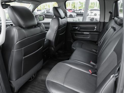 Used 2016 RAM 1500 Laramie w/ Convenience Group AWD/4WD image 33