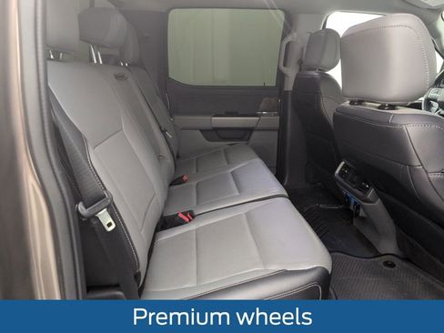 Used 2022 Ford F150 Lariat image 17