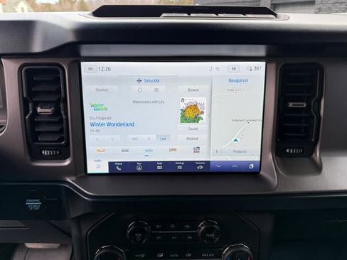 Used 2022 Ford Bronco Outer Banks AWD/4WD image 42