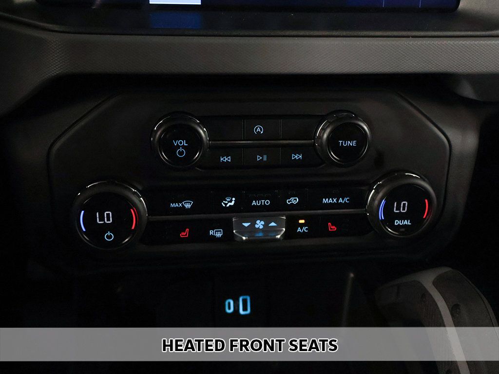 Used 2024 Ford Bronco Big Bend w/ Sasquatch Package AWD/4WD image 7