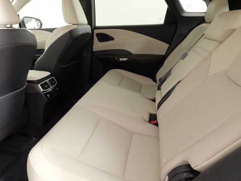 Used 2024 Lexus RX 350 Premium w/ Cold Area Package AWD/4WD image 36