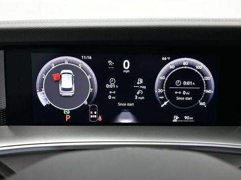 New 2026 Volkswagen Tiguan SE R-Line FWD image 18