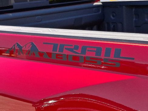 Certified 2024 Chevrolet Colorado Trail Boss w/ Advanced Trailering Package AWD/4WD image 34
