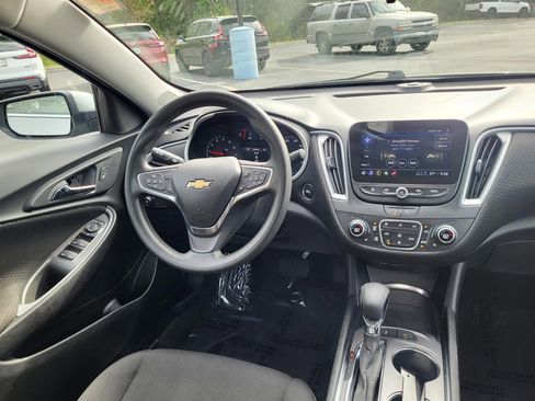 Used 2024 Chevrolet Malibu LT image 16