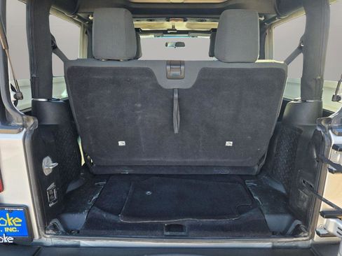 Used 2012 Jeep Wrangler Sport image 13