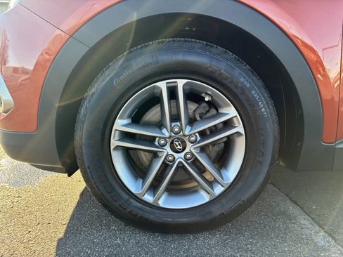 Used 2017 Hyundai Santa Fe Sport image 7