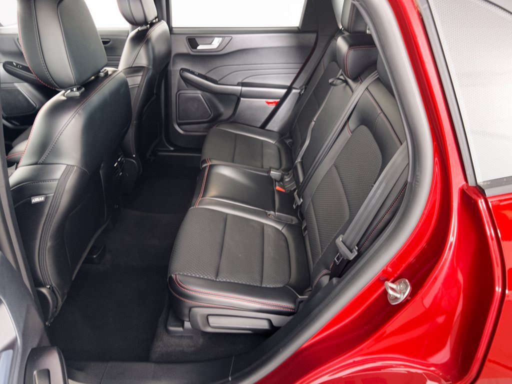 Used 2025 Ford Escape ST-Line Select AWD/4WD image 25