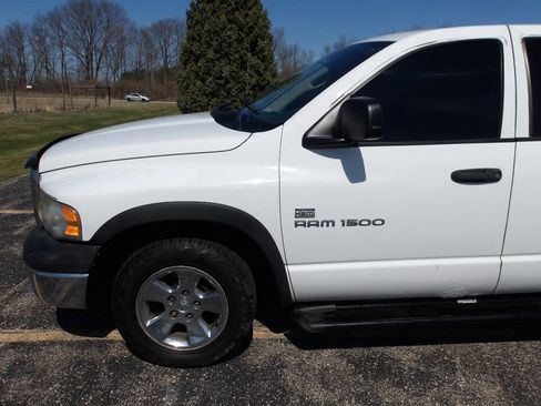 Used 2004 Dodge Ram 1500 Truck ST w/ Trailer Tow Group image 29