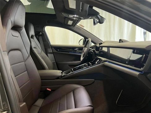 New 2026 Porsche Panamera 4 image 16