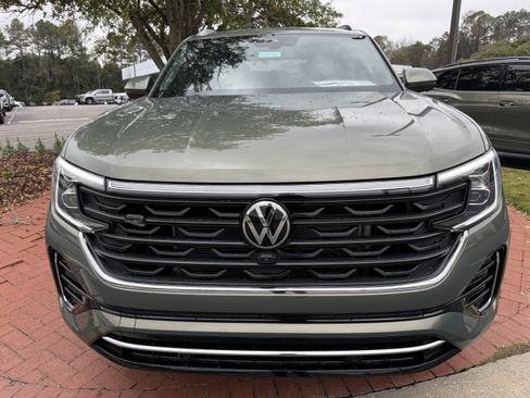 New 2026 Volkswagen Atlas Cross Sport SEL Premium R-Line image 2