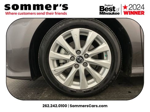 Used 2019 Toyota Camry LE image 23