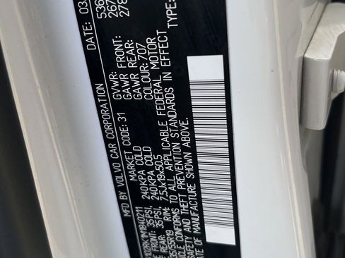 Used 2021 Volvo XC60 T5 Momentum image 15