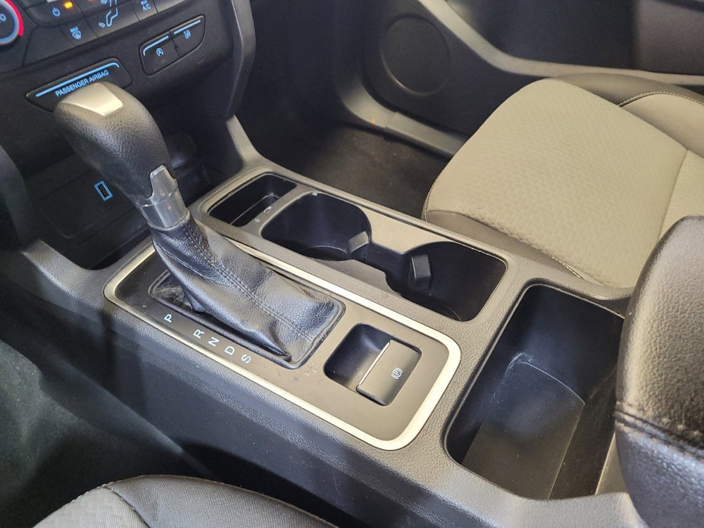 Used 2017 Ford Escape SE w/ Equipment Group 201A FWD image 26