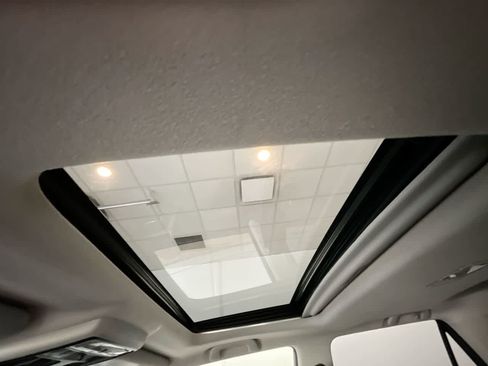 Certified 2021 Toyota 4Runner SR5 Premium w/ Moonroof Package image 22