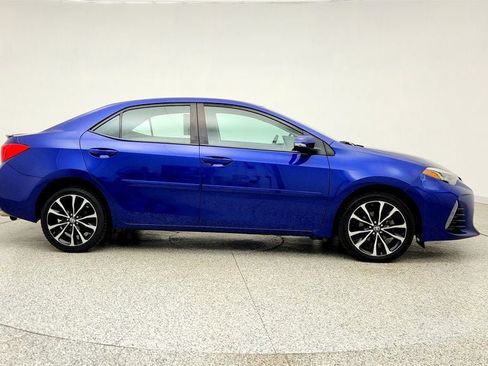 Used 2017 Toyota Corolla SE w/ Body Protection Package FWD image 4