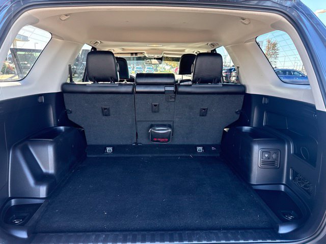 Used 2021 Toyota 4Runner SR5 Premium w/ Moonroof Package AWD/4WD image 9
