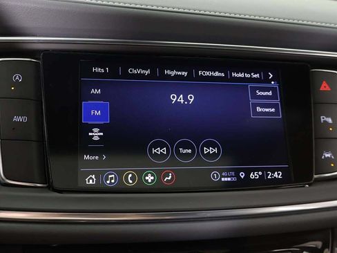 Used 2023 Buick Enclave Essence w/ Experience Buick Package AWD/4WD image 54