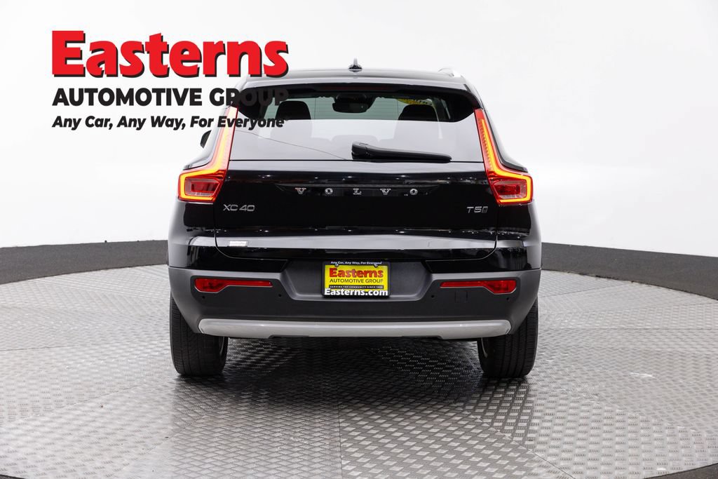 Used 2019 Volvo XC40 T5 Momentum AWD/4WD image 6
