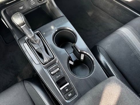 Used 2022 Honda Civic Sport image 14