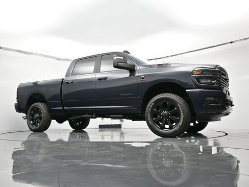 New 2025 RAM 2500 Big Horn image 38