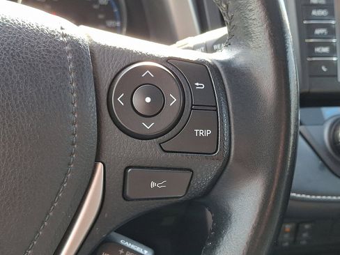 Used 2018 Toyota RAV4 Limited w/ All Weather Liner Package image 24