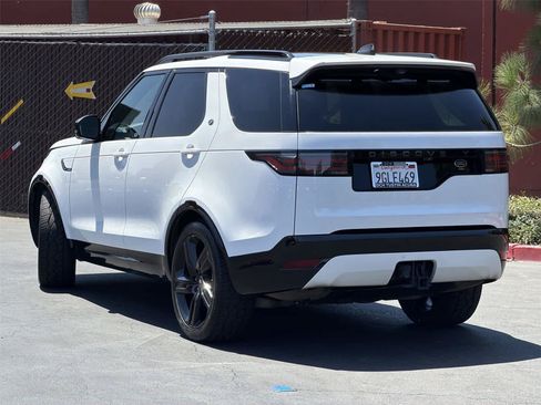 Used 2023 Land Rover Discovery HSE R-Dynamic AWD/4WD image 5