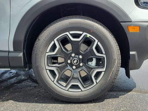 New 2026 Ford Bronco Sport Outer Banks w/ Outer Banks Tech Package+ AWD/4WD image 9