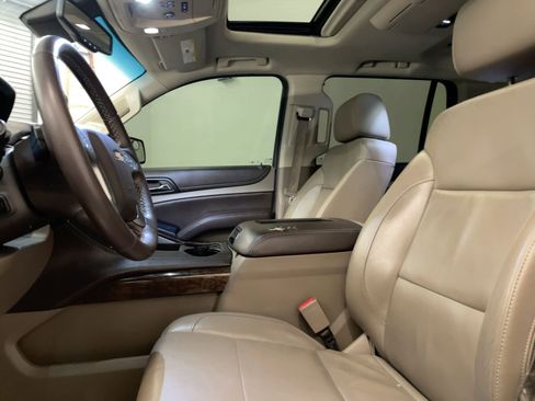 Used 2016 Chevrolet Tahoe LT image 5