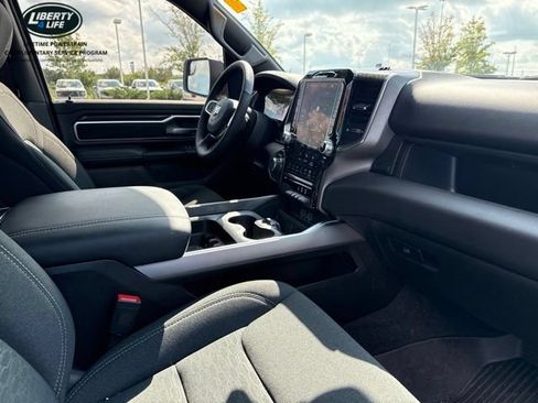 Used 2026 RAM 1500 Big Horn AWD/4WD image 9