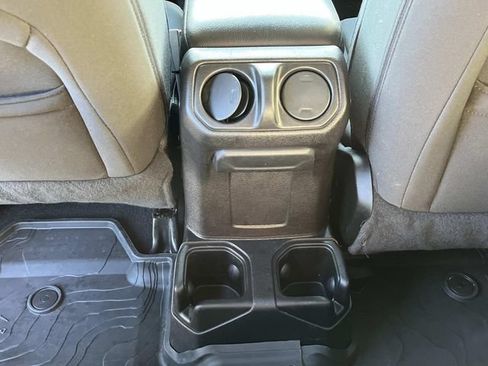Used 2019 Jeep Wrangler Unlimited Sport AWD/4WD image 16