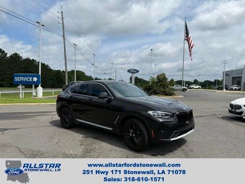 Used 2024 BMW X4 xDrive30i AWD/4WD image 1