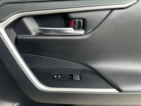 Used 2019 Toyota RAV4 Limited w/ All Weather Liner Package image 19