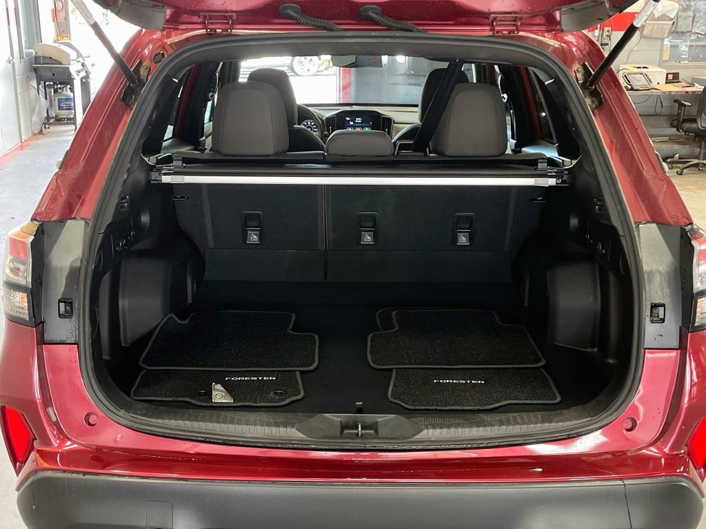 Used 2025 Subaru Forester Premium AWD/4WD image 25