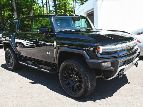 Used 2024 GMC Hummer EV 2X AWD/4WD image 3