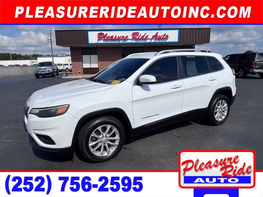 Used 2019 Jeep Cherokee Latitude w/ Popular Appearance Group FWD image 1